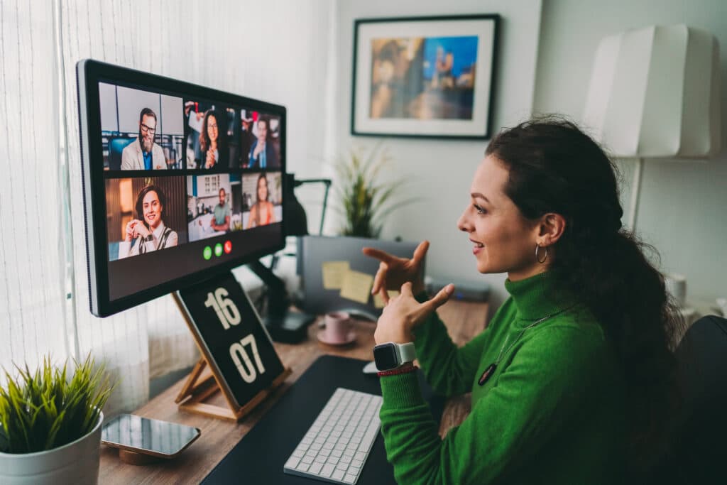 Home or the office? How to choose the most convenient and productive work set-up